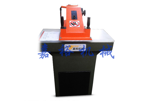 1552892900267180.png 19液壓擺臂裁斷機.png